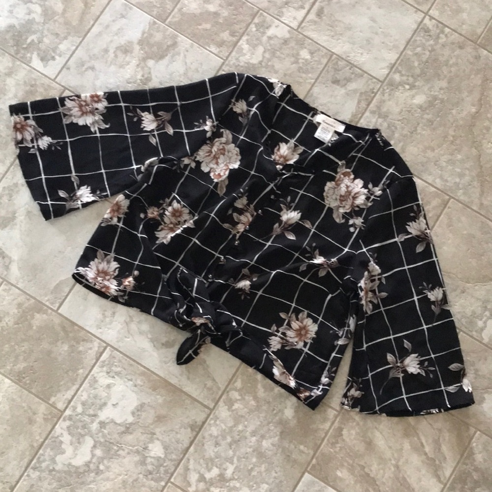 Floral Bell Sleeve Crop Top